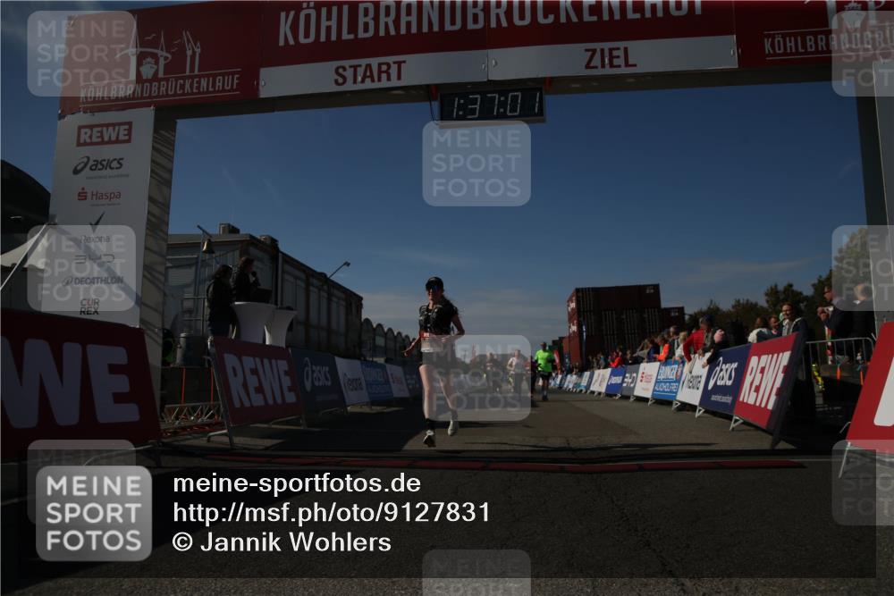 03.10.2025 - Köhlbrandbrückenlauf Jannik Wohlers http://msf.ph/oto/9127831 03.10.2025 13:37:01 Ziel 5287, 5313, 5507, 5592, 5808, 6104 meine-sportfotos.de