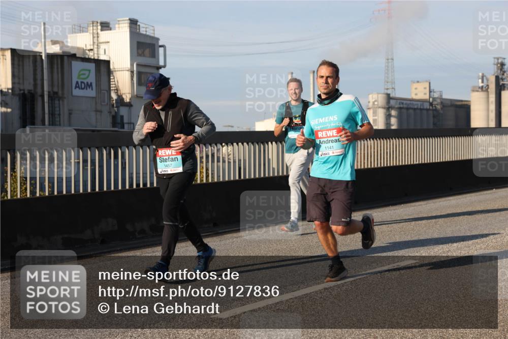 03.10.2025 - Köhlbrandbrückenlauf Lena Gebhardt http://msf.ph/oto/9127836 03.10.2025 09:47:40 Position 2 1457, 1141 meine-sportfotos.de