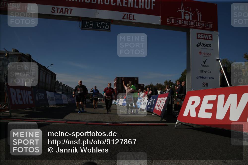 03.10.2025 - Köhlbrandbrückenlauf Jannik Wohlers http://msf.ph/oto/9127867 03.10.2025 13:37:07 Ziel 5262, 5303, 5466, 5507, 5592, 6104, 6380, 6381, 6521 meine-sportfotos.de