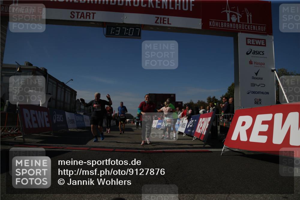 03.10.2025 - Köhlbrandbrückenlauf Jannik Wohlers http://msf.ph/oto/9127876 03.10.2025 13:37:07 Ziel 5262, 5303, 5466, 5507, 5592, 6104, 6380, 6381, 6521 meine-sportfotos.de