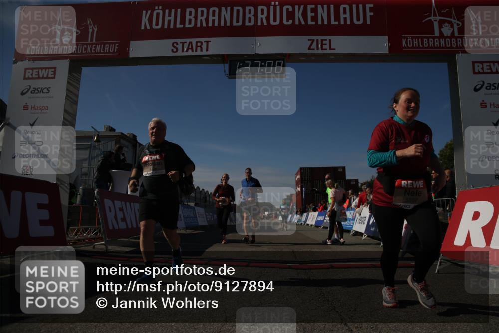 03.10.2025 - Köhlbrandbrückenlauf Jannik Wohlers http://msf.ph/oto/9127894 03.10.2025 13:37:09 Ziel 5262, 5303, 5466, 5507, 5576, 5592, 6104, 6380, 6381, 6521 meine-sportfotos.de