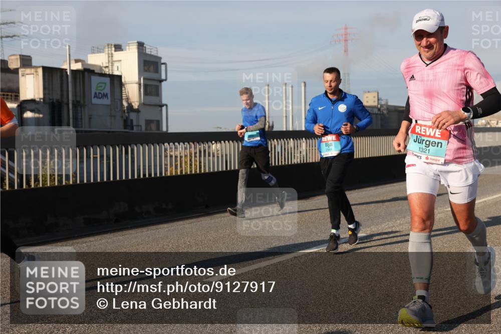 03.10.2025 - Köhlbrandbrückenlauf Lena Gebhardt http://msf.ph/oto/9127917 03.10.2025 09:47:44 Position 2 2944, 1321 meine-sportfotos.de