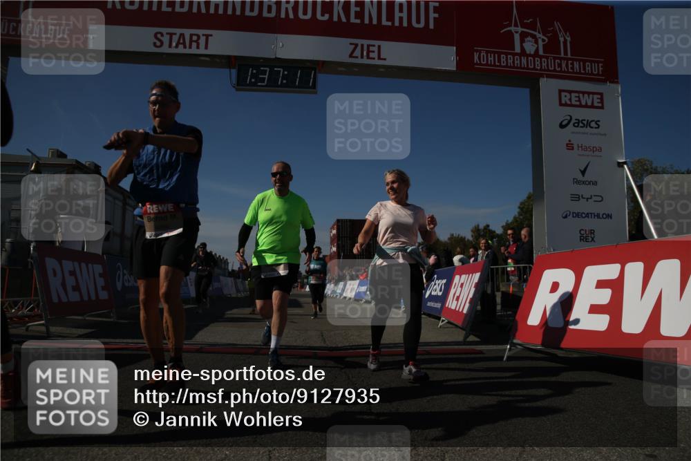 03.10.2025 - Köhlbrandbrückenlauf Jannik Wohlers http://msf.ph/oto/9127935 03.10.2025 13:37:12 Ziel 5143, 5262, 5303, 5466, 5507, 5576, 6104, 6380, 6381, 6521 meine-sportfotos.de