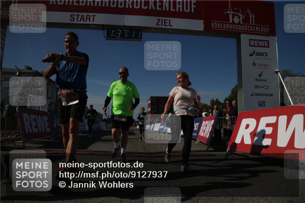 03.10.2025 - Köhlbrandbrückenlauf Jannik Wohlers http://msf.ph/oto/9127937 03.10.2025 13:37:12 Ziel 5143, 5262, 5303, 5466, 5507, 5576, 6104, 6380, 6381, 6521 meine-sportfotos.de