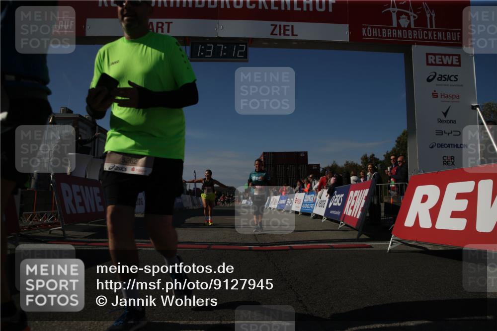 03.10.2025 - Köhlbrandbrückenlauf Jannik Wohlers http://msf.ph/oto/9127945 03.10.2025 13:37:13 Ziel 5143, 5262, 5303, 5466, 5507, 5576, 6104, 6380, 6381, 6521 meine-sportfotos.de