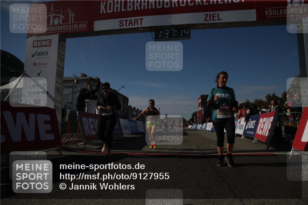 03.10.2025 - Köhlbrandbrückenlauf Jannik Wohlers http://msf.ph/oto/9127955 03.10.2025 13:37:14 Ziel 5143, 5262, 5303, 5466, 5507, 5576, 6104, 6380, 6381, 6521 meine-sportfotos.de