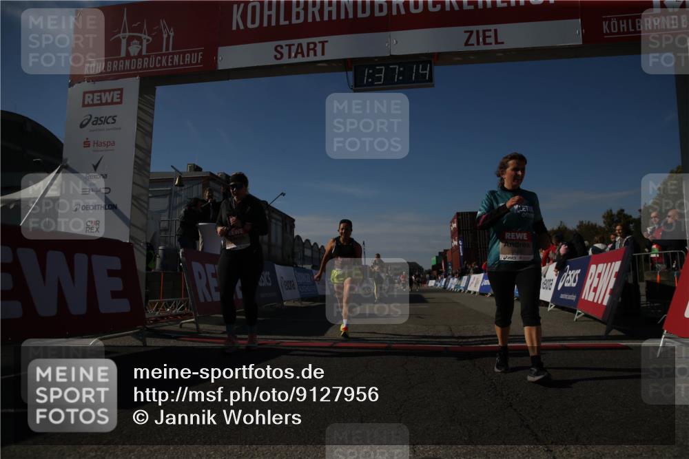 03.10.2025 - Köhlbrandbrückenlauf Jannik Wohlers http://msf.ph/oto/9127956 03.10.2025 13:37:14 Ziel 5143, 5262, 5303, 5466, 5507, 5576, 6104, 6380, 6381, 6521 meine-sportfotos.de