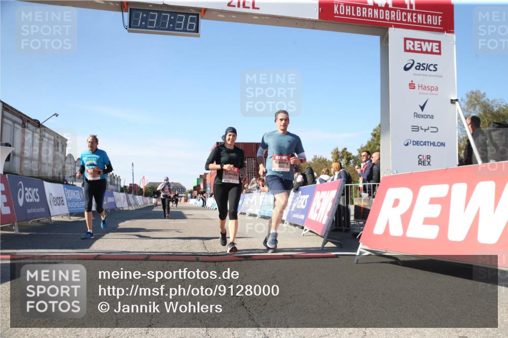 03.10.2025 - Köhlbrandbrückenlauf Jannik Wohlers http://msf.ph/oto/9128000 03.10.2025 13:37:36 Ziel 4611, 4863, 5190, 5201, 5384, 5550, 5551, 5756, 6133, 6402 meine-sportfotos.de