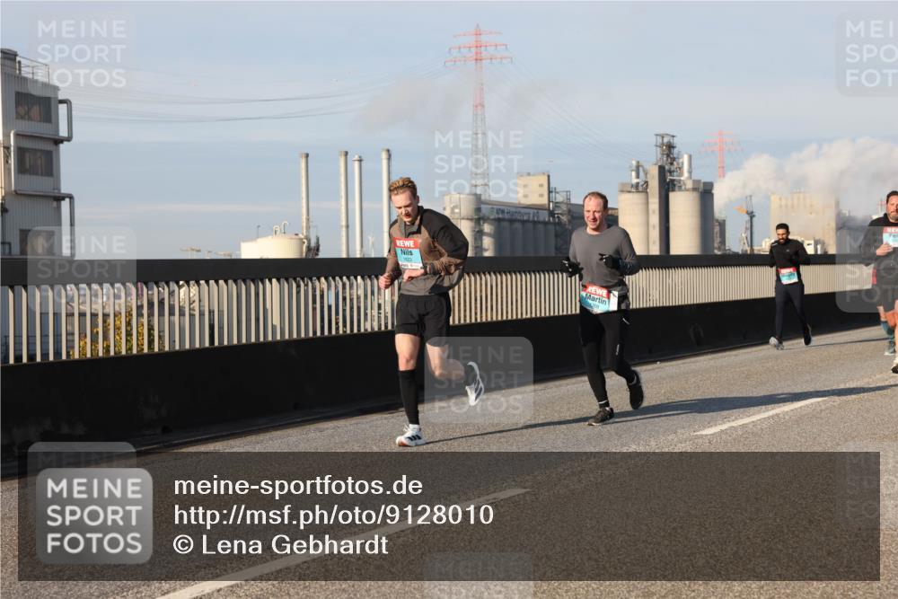 03.10.2025 - Köhlbrandbrückenlauf Lena Gebhardt http://msf.ph/oto/9128010 03.10.2025 09:47:54 Position 2 1623 meine-sportfotos.de