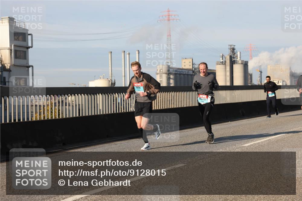 03.10.2025 - Köhlbrandbrückenlauf Lena Gebhardt http://msf.ph/oto/9128015 03.10.2025 09:47:54 Position 2 1623, 1308 meine-sportfotos.de