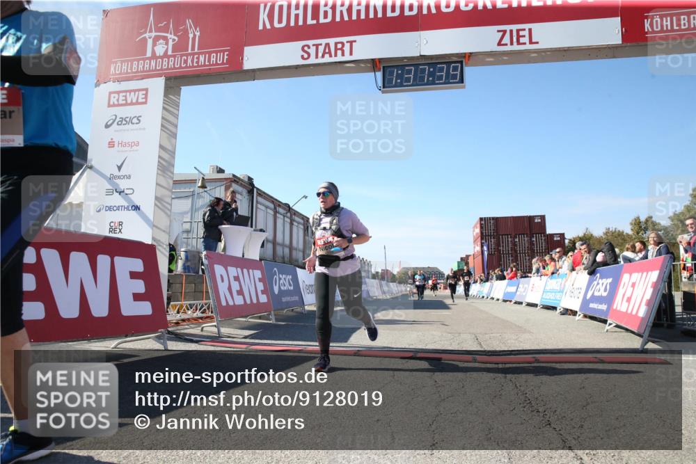 03.10.2025 - Köhlbrandbrückenlauf Jannik Wohlers http://msf.ph/oto/9128019 03.10.2025 13:37:40 Ziel 4611, 4863, 5201, 5384, 5550, 5551, 5756, 6133, 6402 meine-sportfotos.de