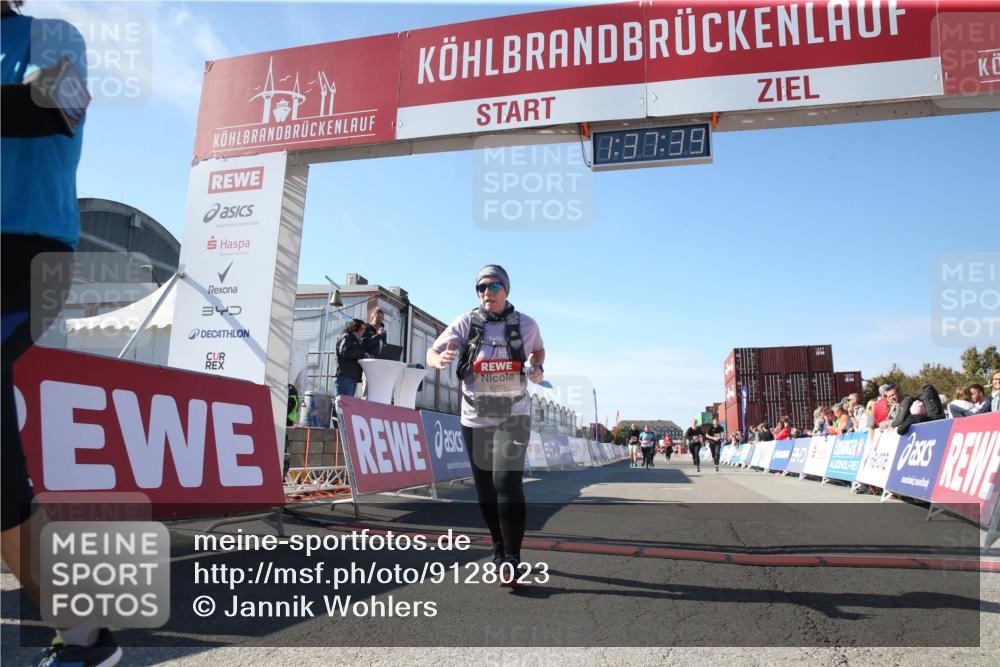 03.10.2025 - Köhlbrandbrückenlauf Jannik Wohlers http://msf.ph/oto/9128023 03.10.2025 13:37:40 Ziel 4611, 4863, 5201, 5384, 5550, 5551, 5756, 6133, 6402 meine-sportfotos.de