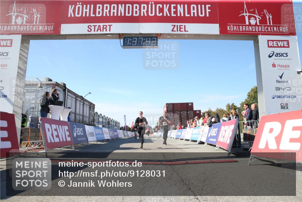 03.10.2025 - Köhlbrandbrückenlauf Jannik Wohlers http://msf.ph/oto/9128031 03.10.2025 13:37:42 Ziel 4611, 4863, 5201, 5384, 5550, 5551, 5756, 6295, 6402 meine-sportfotos.de