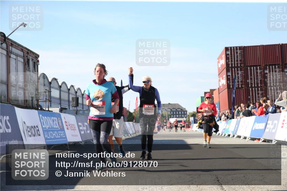 03.10.2025 - Köhlbrandbrückenlauf Jannik Wohlers http://msf.ph/oto/9128070 03.10.2025 13:37:48 Ziel 4014, 5201, 5305, 5384, 5420, 5756, 6295 meine-sportfotos.de