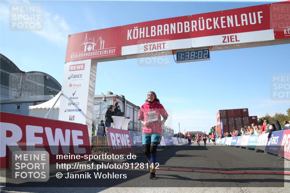 03.10.2025 - Köhlbrandbrückenlauf Jannik Wohlers http://msf.ph/oto/9128142 03.10.2025 13:38:02 Ziel 5188, 5343, 5409, 6515 meine-sportfotos.de