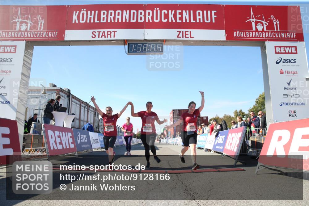 03.10.2025 - Köhlbrandbrückenlauf Jannik Wohlers http://msf.ph/oto/9128166 03.10.2025 13:38:08 Ziel 5188, 5343, 5409, 5632, 6515 meine-sportfotos.de
