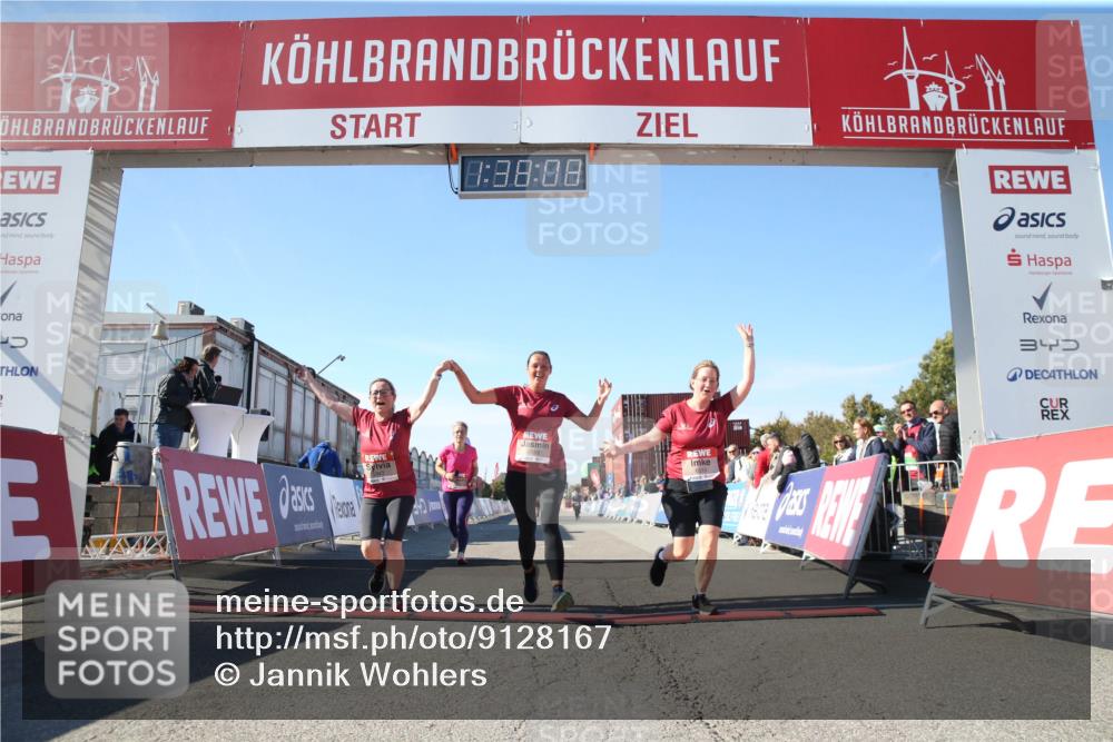 03.10.2025 - Köhlbrandbrückenlauf Jannik Wohlers http://msf.ph/oto/9128167 03.10.2025 13:38:08 Ziel 5188, 5343, 5409, 5632, 6515 meine-sportfotos.de