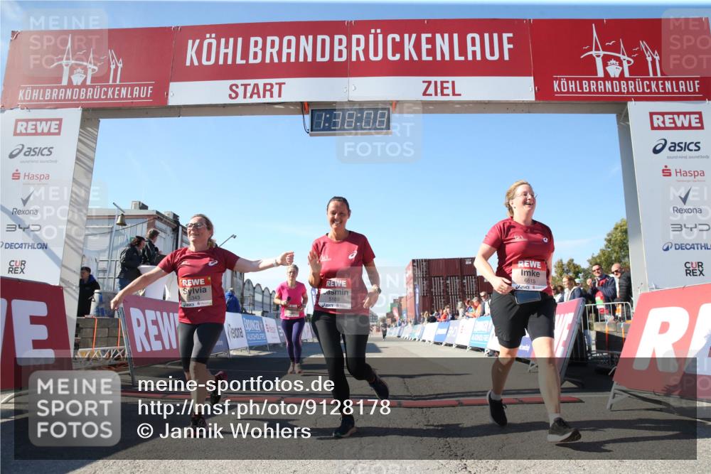 03.10.2025 - Köhlbrandbrückenlauf Jannik Wohlers http://msf.ph/oto/9128178 03.10.2025 13:38:09 Ziel 5188, 5343, 5409, 5632, 6515 meine-sportfotos.de
