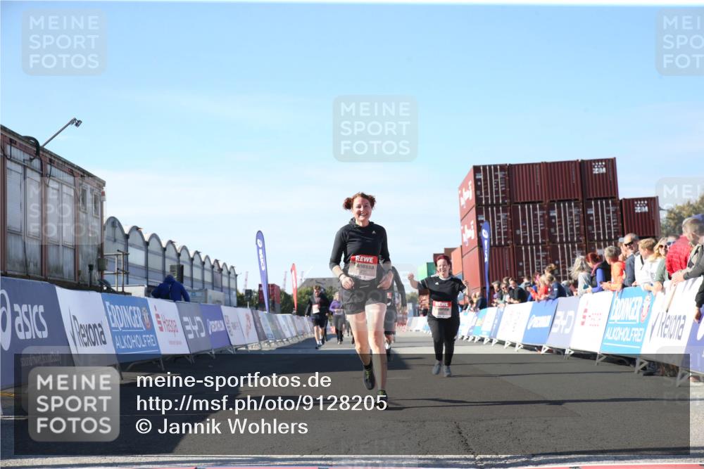 03.10.2025 - Köhlbrandbrückenlauf Jannik Wohlers http://msf.ph/oto/9128205 03.10.2025 13:38:15 Ziel 4435, 5139, 5188, 5335, 5343, 5632, 6515 meine-sportfotos.de