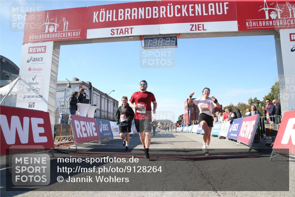 03.10.2025 - Köhlbrandbrückenlauf Jannik Wohlers http://msf.ph/oto/9128264 03.10.2025 13:38:24 Ziel 4435, 4697, 5139, 5335, 5439, 5509, 6581, 6582, 6583 meine-sportfotos.de