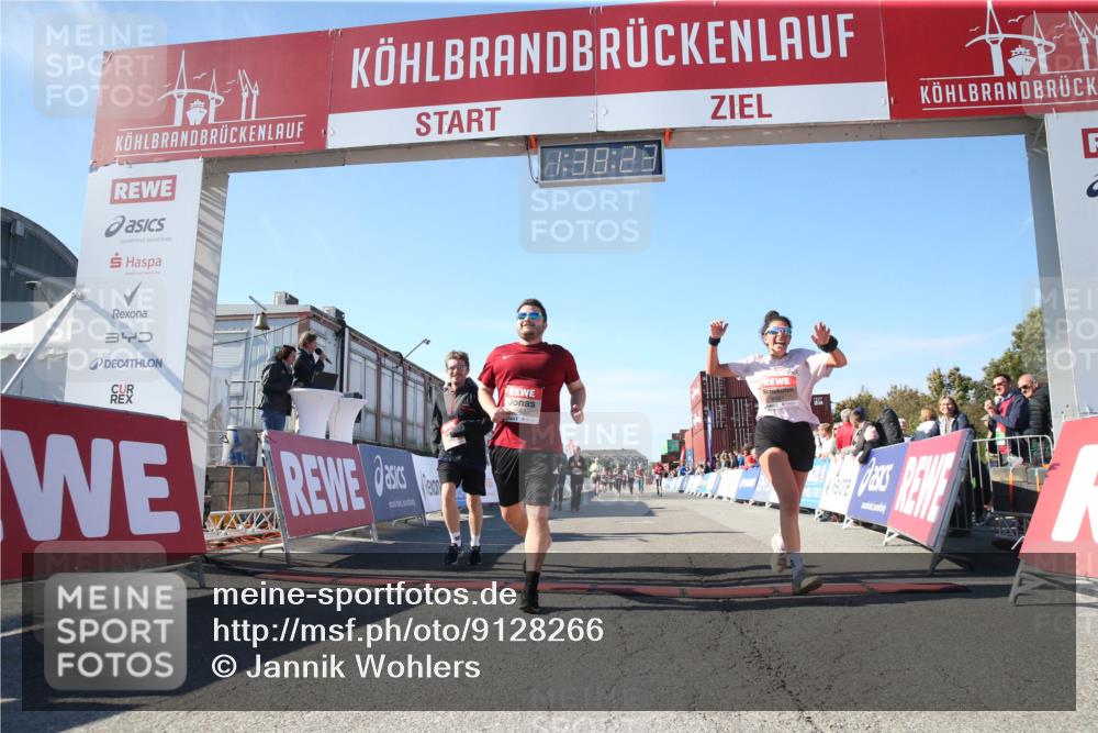 03.10.2025 - Köhlbrandbrückenlauf Jannik Wohlers http://msf.ph/oto/9128266 03.10.2025 13:38:24 Ziel 4435, 4697, 5139, 5335, 5439, 5509, 6581, 6582, 6583 meine-sportfotos.de