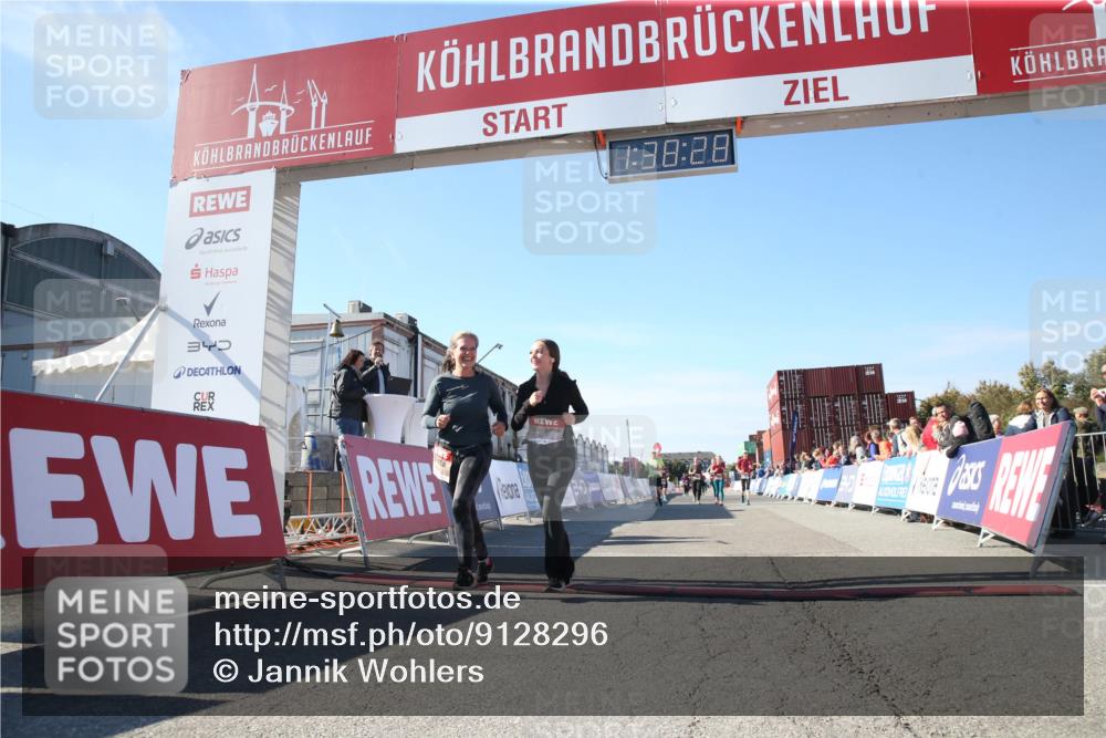03.10.2025 - Köhlbrandbrückenlauf Jannik Wohlers http://msf.ph/oto/9128296 03.10.2025 13:38:29 Ziel 4697, 5139, 5439, 5509, 6201, 6581, 6582, 6583 meine-sportfotos.de