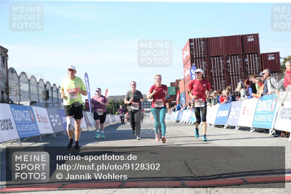 03.10.2025 - Köhlbrandbrückenlauf Jannik Wohlers http://msf.ph/oto/9128302 03.10.2025 13:38:34 Ziel 4697, 4884, 5439, 5509, 5564, 5590, 5591, 6179, 6201 meine-sportfotos.de