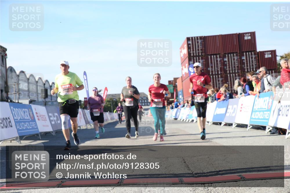03.10.2025 - Köhlbrandbrückenlauf Jannik Wohlers http://msf.ph/oto/9128305 03.10.2025 13:38:34 Ziel 4697, 4884, 5439, 5509, 5564, 5590, 5591, 6179, 6201 meine-sportfotos.de