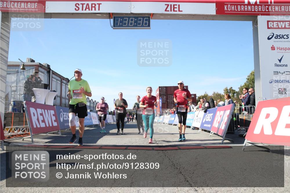 03.10.2025 - Köhlbrandbrückenlauf Jannik Wohlers http://msf.ph/oto/9128309 03.10.2025 13:38:36 Ziel 4697, 4884, 5439, 5564, 5590, 5591, 6179, 6201 meine-sportfotos.de