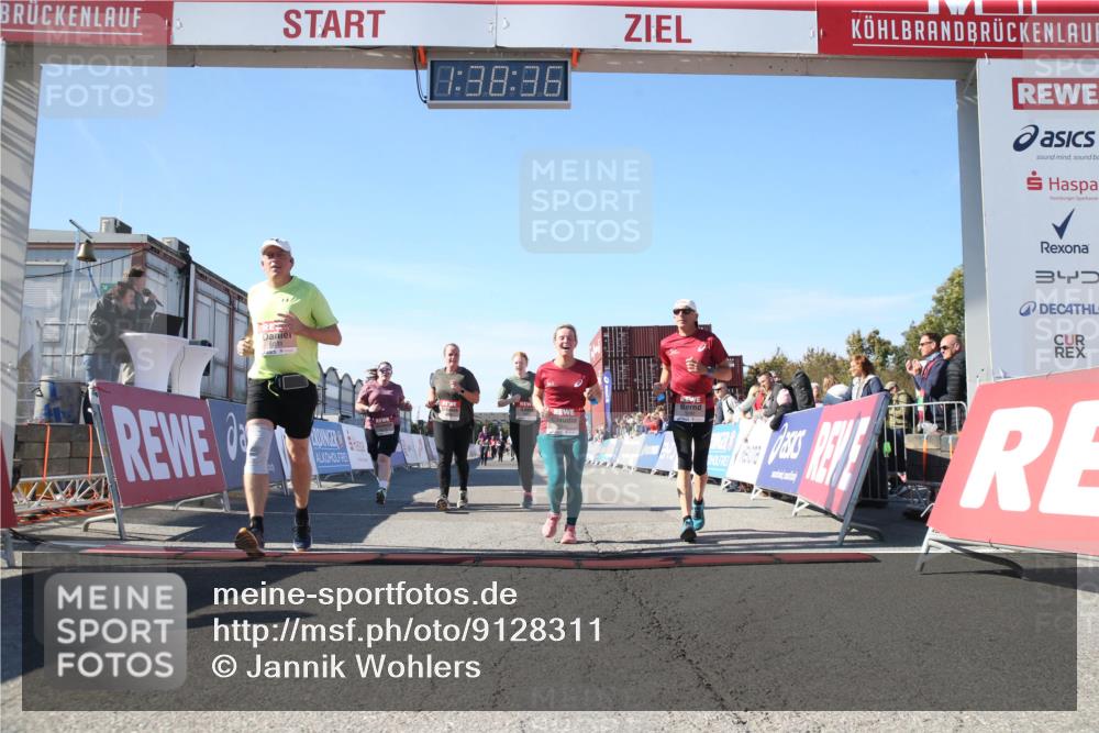 03.10.2025 - Köhlbrandbrückenlauf Jannik Wohlers http://msf.ph/oto/9128311 03.10.2025 13:38:36 Ziel 4697, 4884, 5439, 5564, 5590, 5591, 6179, 6201 meine-sportfotos.de
