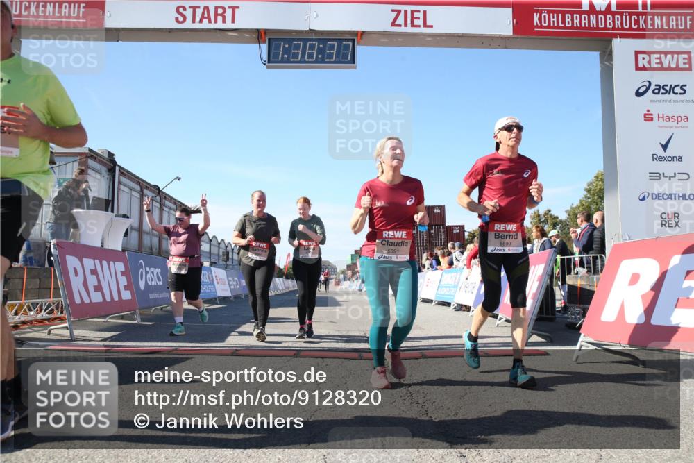 03.10.2025 - Köhlbrandbrückenlauf Jannik Wohlers http://msf.ph/oto/9128320 03.10.2025 13:38:37 Ziel 4697, 4884, 5439, 5564, 5590, 5591, 6179, 6201 meine-sportfotos.de