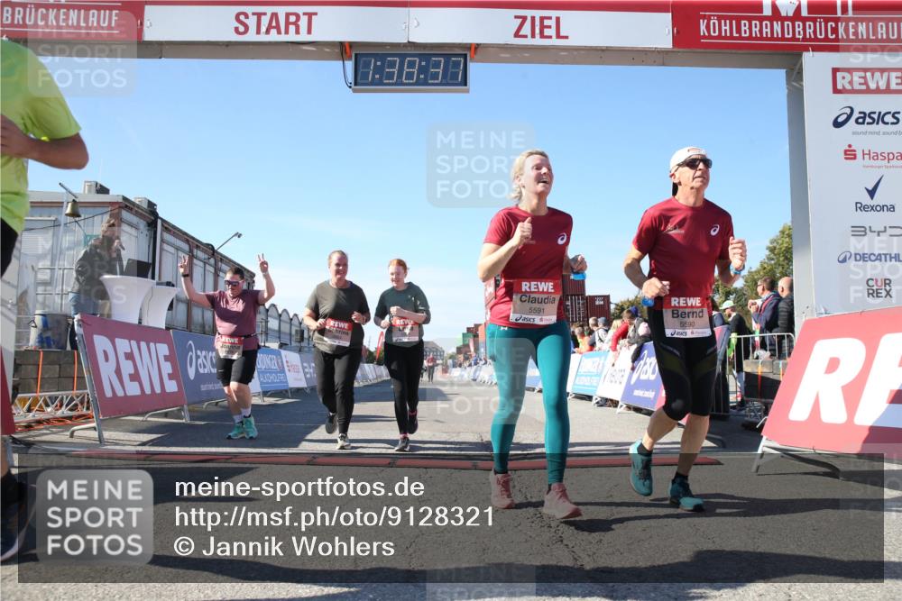 03.10.2025 - Köhlbrandbrückenlauf Jannik Wohlers http://msf.ph/oto/9128321 03.10.2025 13:38:38 Ziel 4697, 4884, 5564, 5590, 5591, 6179, 6201 meine-sportfotos.de