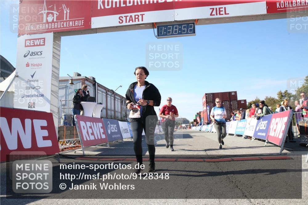 03.10.2025 - Köhlbrandbrückenlauf Jannik Wohlers http://msf.ph/oto/9128348 03.10.2025 13:38:53 Ziel 4723, 5529, 5533, 5584, 6030, 6640 meine-sportfotos.de