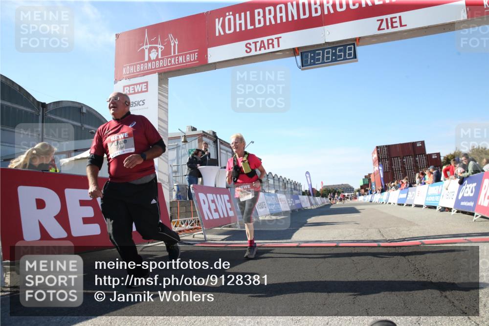 03.10.2025 - Köhlbrandbrückenlauf Jannik Wohlers http://msf.ph/oto/9128381 03.10.2025 13:38:59 Ziel 5529, 5533, 5584, 6030, 6640 meine-sportfotos.de