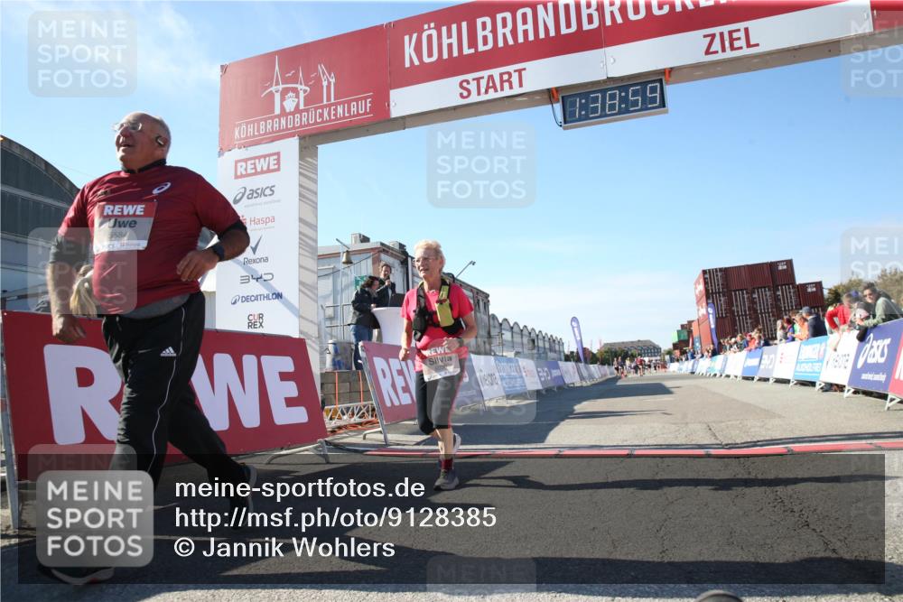 03.10.2025 - Köhlbrandbrückenlauf Jannik Wohlers http://msf.ph/oto/9128385 03.10.2025 13:38:59 Ziel 5529, 5533, 5584, 6030, 6640 meine-sportfotos.de