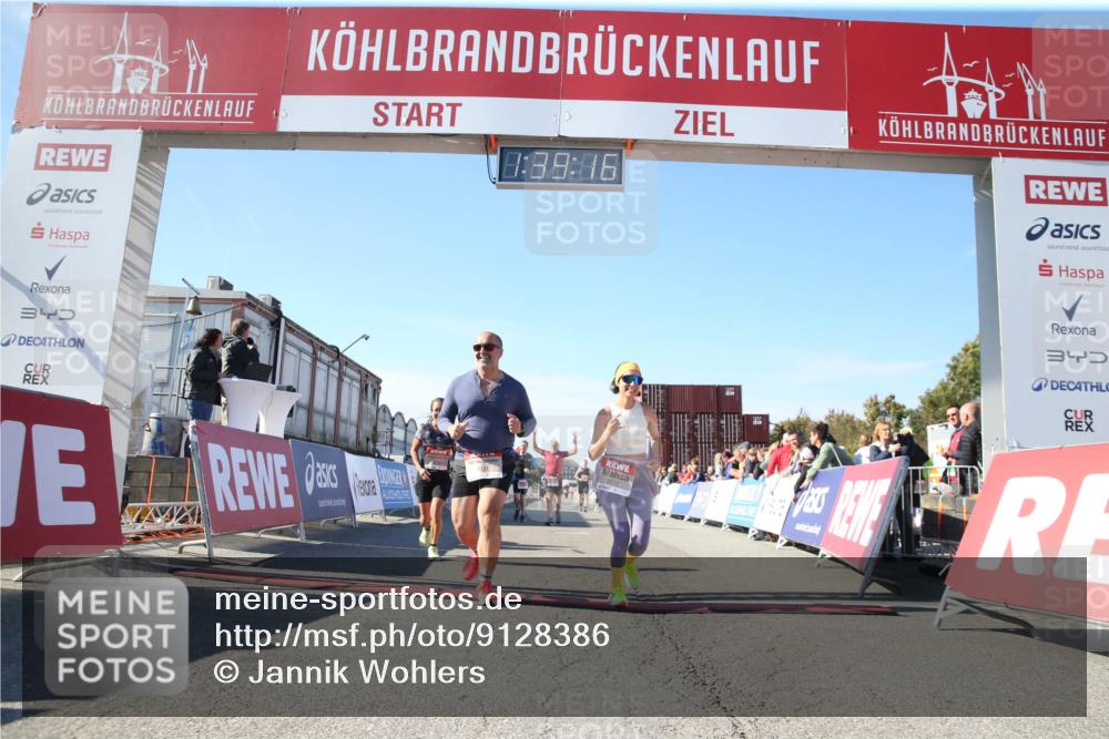 03.10.2025 - Köhlbrandbrückenlauf Jannik Wohlers http://msf.ph/oto/9128386 03.10.2025 13:39:17 Ziel 4531, 4789, 5111, 5766, 5988, 5989, 5998 meine-sportfotos.de