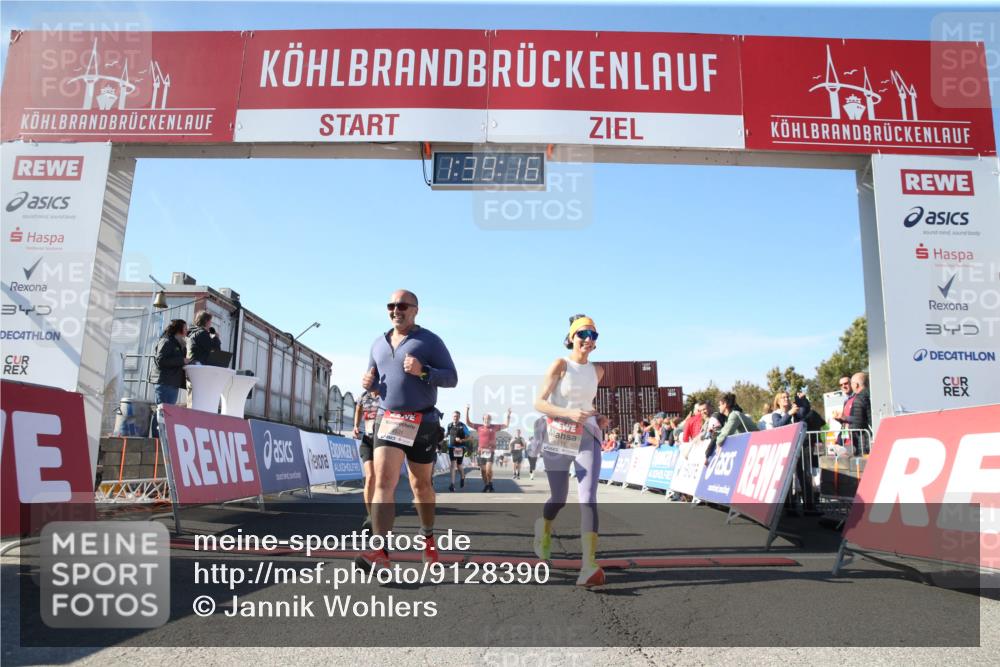 03.10.2025 - Köhlbrandbrückenlauf Jannik Wohlers http://msf.ph/oto/9128390 03.10.2025 13:39:17 Ziel 4531, 4789, 5111, 5766, 5988, 5989, 5998 meine-sportfotos.de