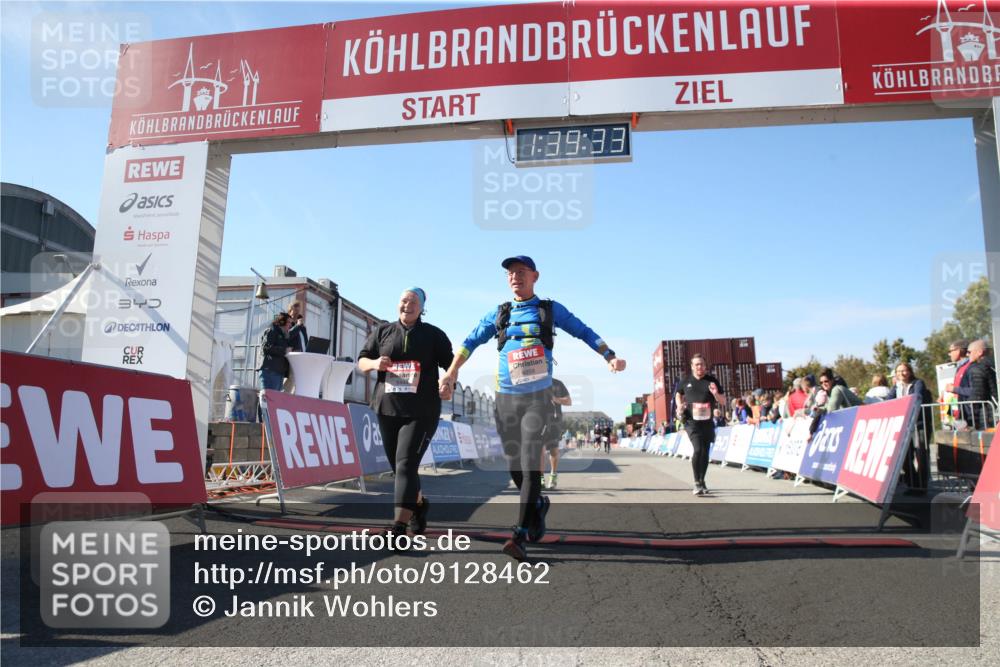 03.10.2025 - Köhlbrandbrückenlauf Jannik Wohlers http://msf.ph/oto/9128462 03.10.2025 13:39:34 Ziel 4621, 5135, 5176, 5444, 5741, 5745, 5991, 6259, 6560 meine-sportfotos.de