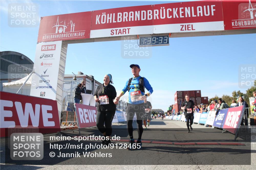 03.10.2025 - Köhlbrandbrückenlauf Jannik Wohlers http://msf.ph/oto/9128465 03.10.2025 13:39:34 Ziel 4621, 5135, 5176, 5444, 5741, 5745, 5991, 6259, 6560 meine-sportfotos.de