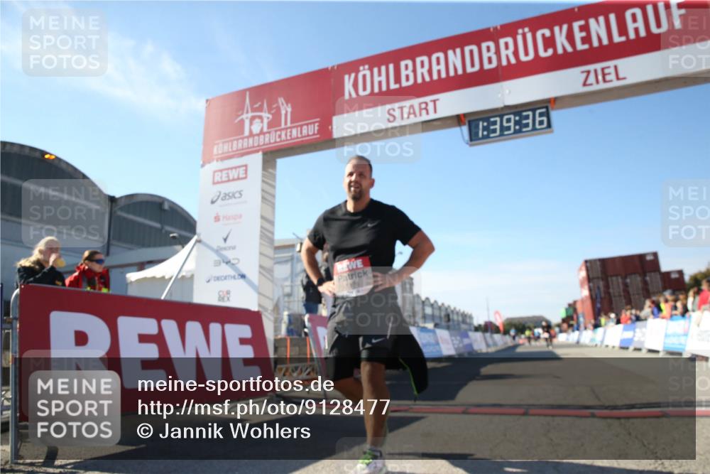 03.10.2025 - Köhlbrandbrückenlauf Jannik Wohlers http://msf.ph/oto/9128477 03.10.2025 13:39:37 Ziel 4621, 5135, 5176, 5444, 5991, 6259 meine-sportfotos.de
