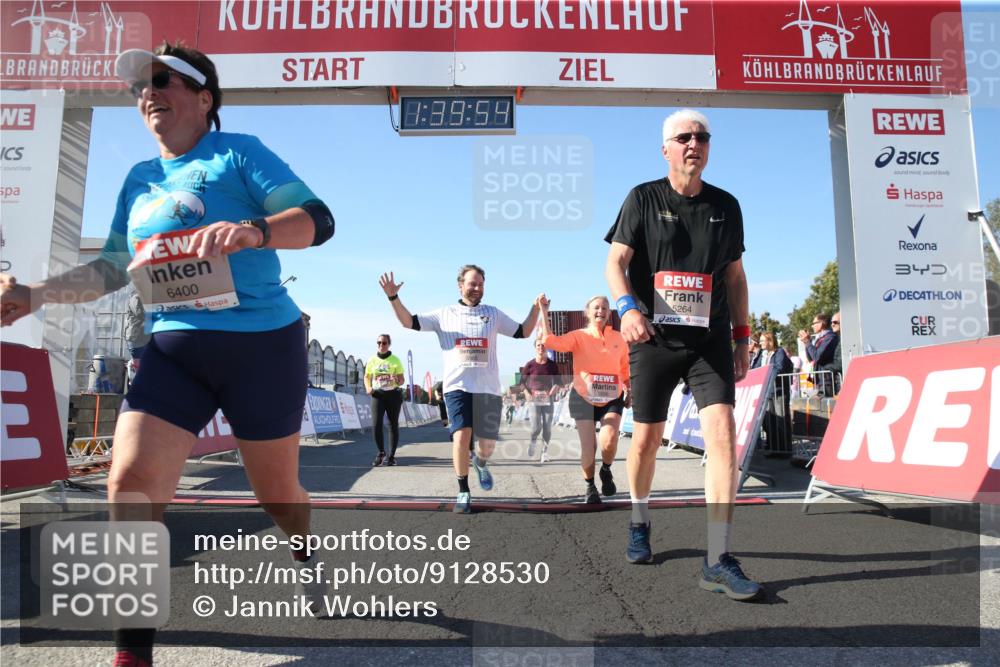 03.10.2025 - Köhlbrandbrückenlauf Jannik Wohlers http://msf.ph/oto/9128530 03.10.2025 13:39:54 Ziel 5264, 5484, 5487, 5508, 5565, 5566, 6399, 6400, 6401, 6403, 6522 meine-sportfotos.de
