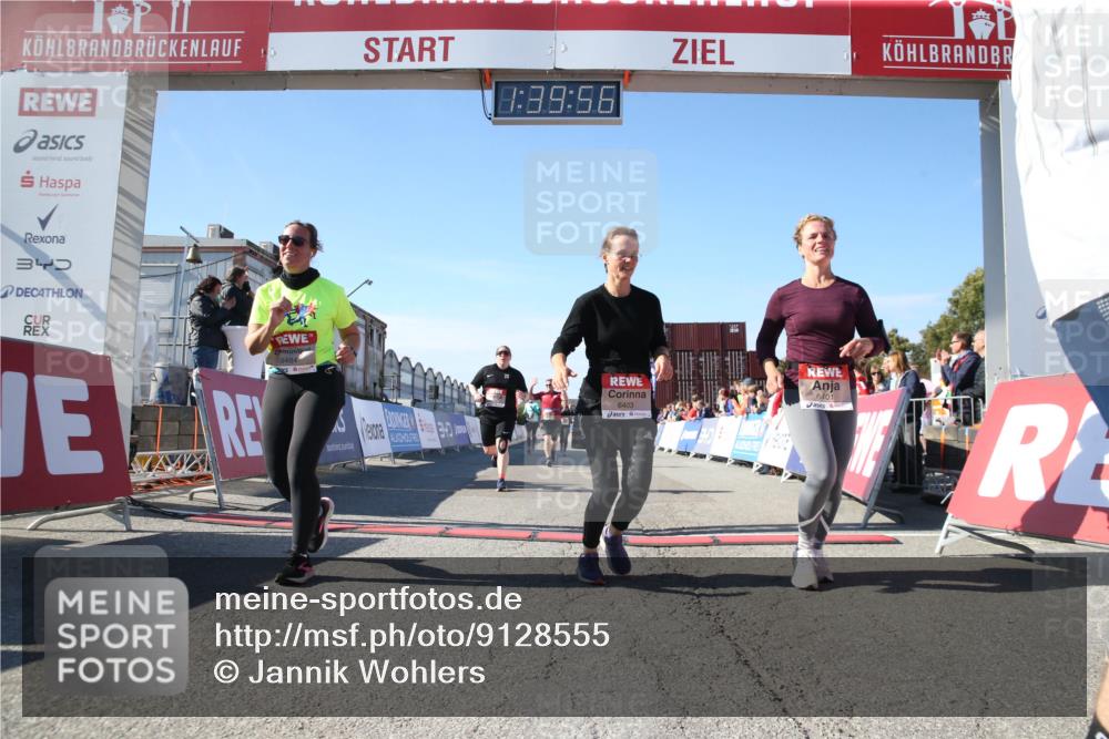 03.10.2025 - Köhlbrandbrückenlauf Jannik Wohlers http://msf.ph/oto/9128555 03.10.2025 13:39:57 Ziel 5264, 5484, 5487, 5565, 5566, 5831, 5832, 5835, 6399, 6400, 6401, 6403, 6522 meine-sportfotos.de