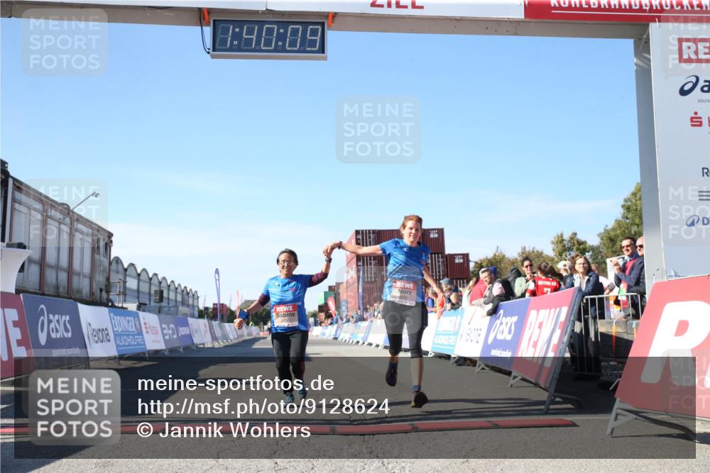 03.10.2025 - Köhlbrandbrückenlauf Jannik Wohlers http://msf.ph/oto/9128624 03.10.2025 13:40:09 Ziel 5252, 5831, 5832, 5835, 5990, 6109, 6522 meine-sportfotos.de