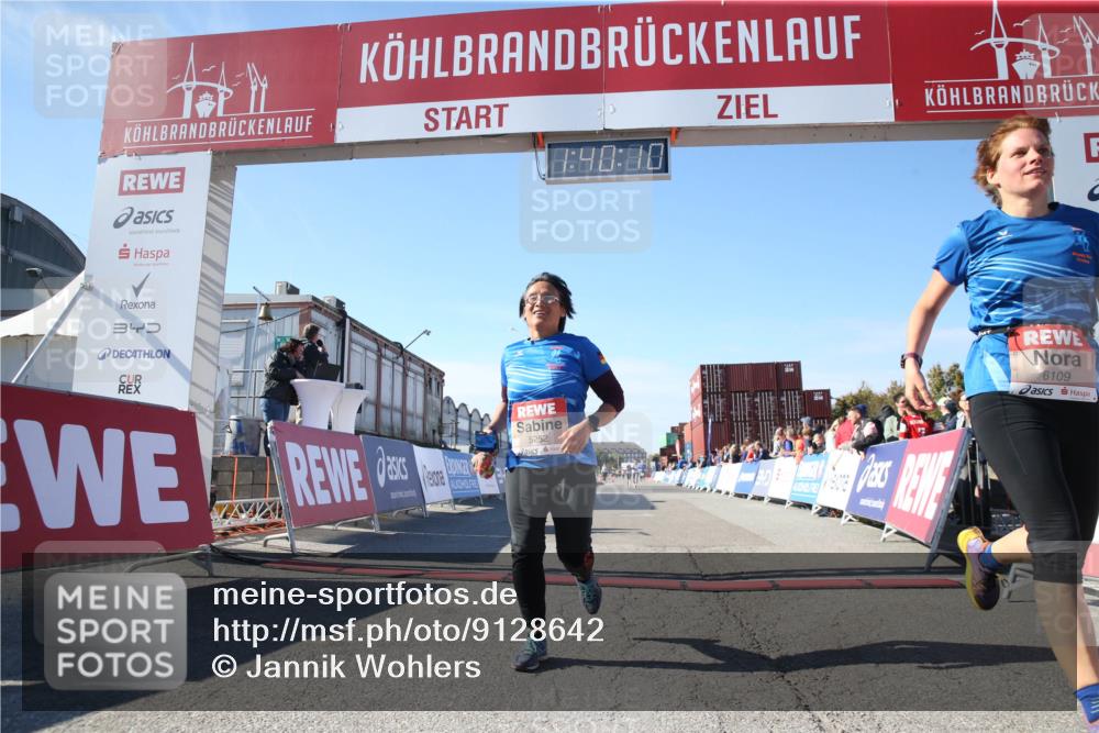 03.10.2025 - Köhlbrandbrückenlauf Jannik Wohlers http://msf.ph/oto/9128642 03.10.2025 13:40:11 Ziel 5252, 5831, 5832, 5835, 5990, 6109 meine-sportfotos.de