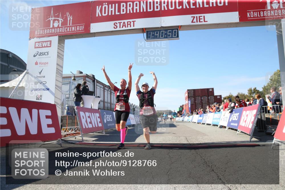 03.10.2025 - Köhlbrandbrückenlauf Jannik Wohlers http://msf.ph/oto/9128766 03.10.2025 13:40:50 Ziel 5495, 5496, 5558, 6134, 6135 meine-sportfotos.de