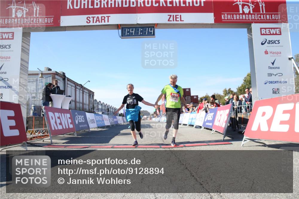 03.10.2025 - Köhlbrandbrückenlauf Jannik Wohlers http://msf.ph/oto/9128894 03.10.2025 13:41:14 Ziel 5116, 5121, 5197, 5421, 6317, 6437 meine-sportfotos.de