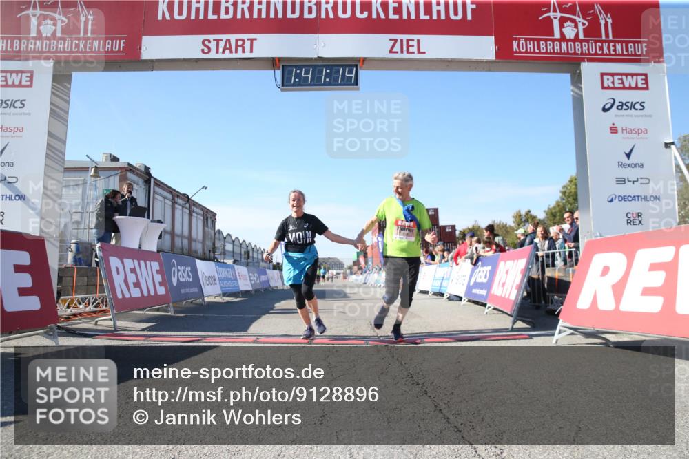 03.10.2025 - Köhlbrandbrückenlauf Jannik Wohlers http://msf.ph/oto/9128896 03.10.2025 13:41:14 Ziel 5116, 5121, 5197, 5421, 6317, 6437 meine-sportfotos.de