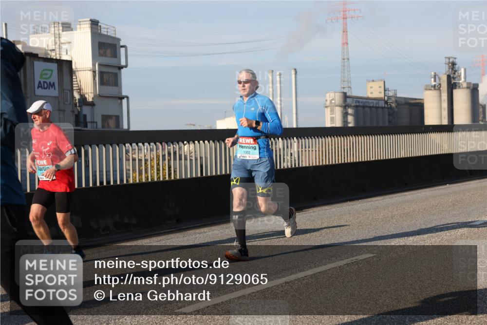 03.10.2025 - Köhlbrandbrückenlauf Lena Gebhardt http://msf.ph/oto/9129065 03.10.2025 09:48:38 Position 2 1302 meine-sportfotos.de