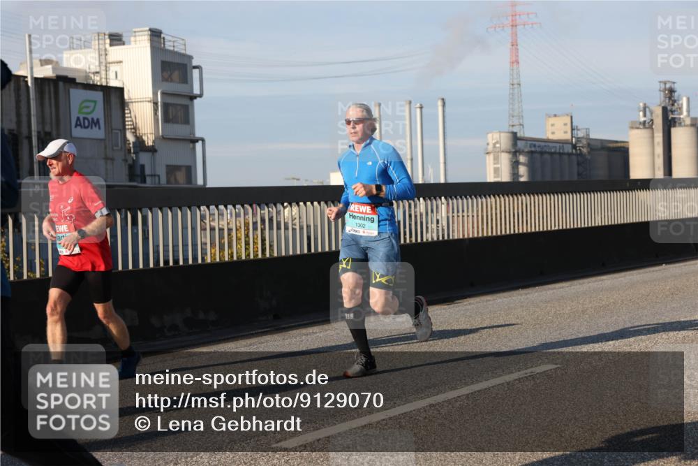 03.10.2025 - Köhlbrandbrückenlauf Lena Gebhardt http://msf.ph/oto/9129070 03.10.2025 09:48:39 Position 2 1302 meine-sportfotos.de