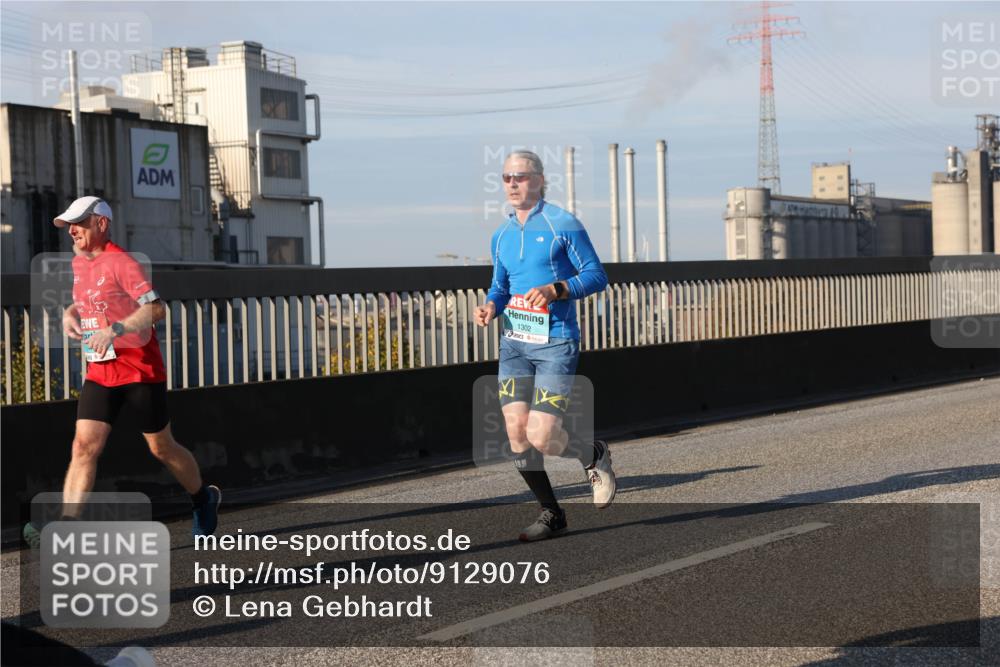03.10.2025 - Köhlbrandbrückenlauf Lena Gebhardt http://msf.ph/oto/9129076 03.10.2025 09:48:39 Position 2 1302 meine-sportfotos.de